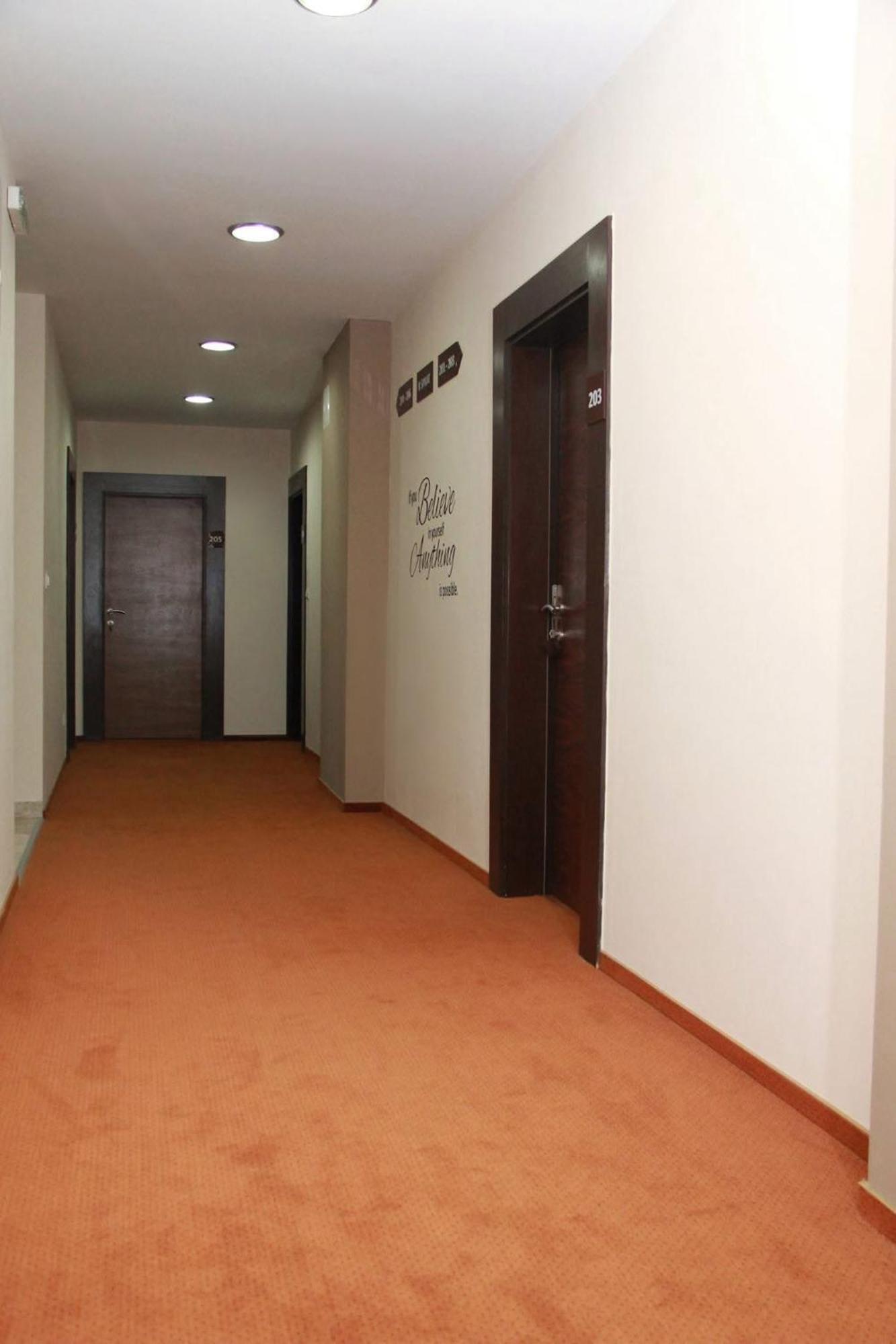 Hotel Oaza Konjic Esterno foto